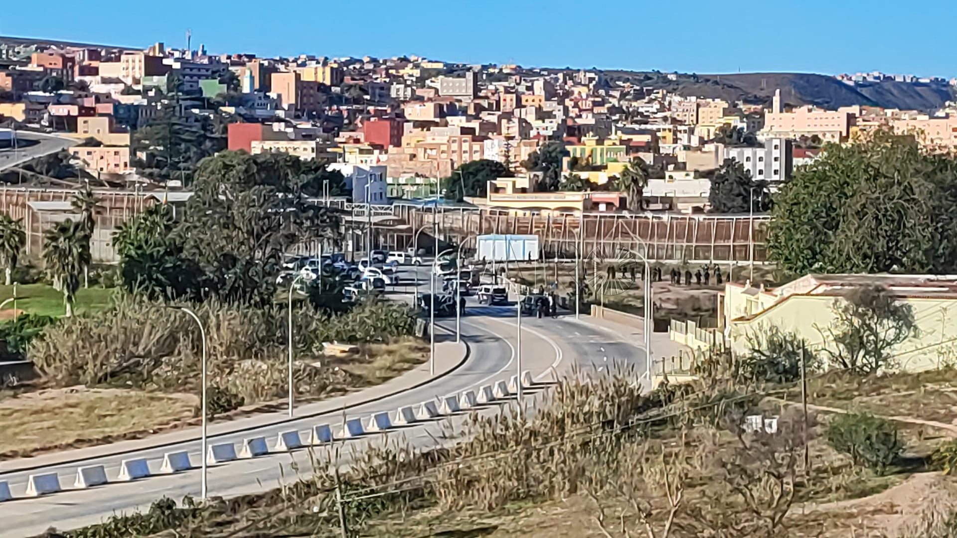 b7d6d83d 1994 4d66 9adf 137de4328463 Otro intento de salto por Farhana: más presión migratoria sobre Melilla