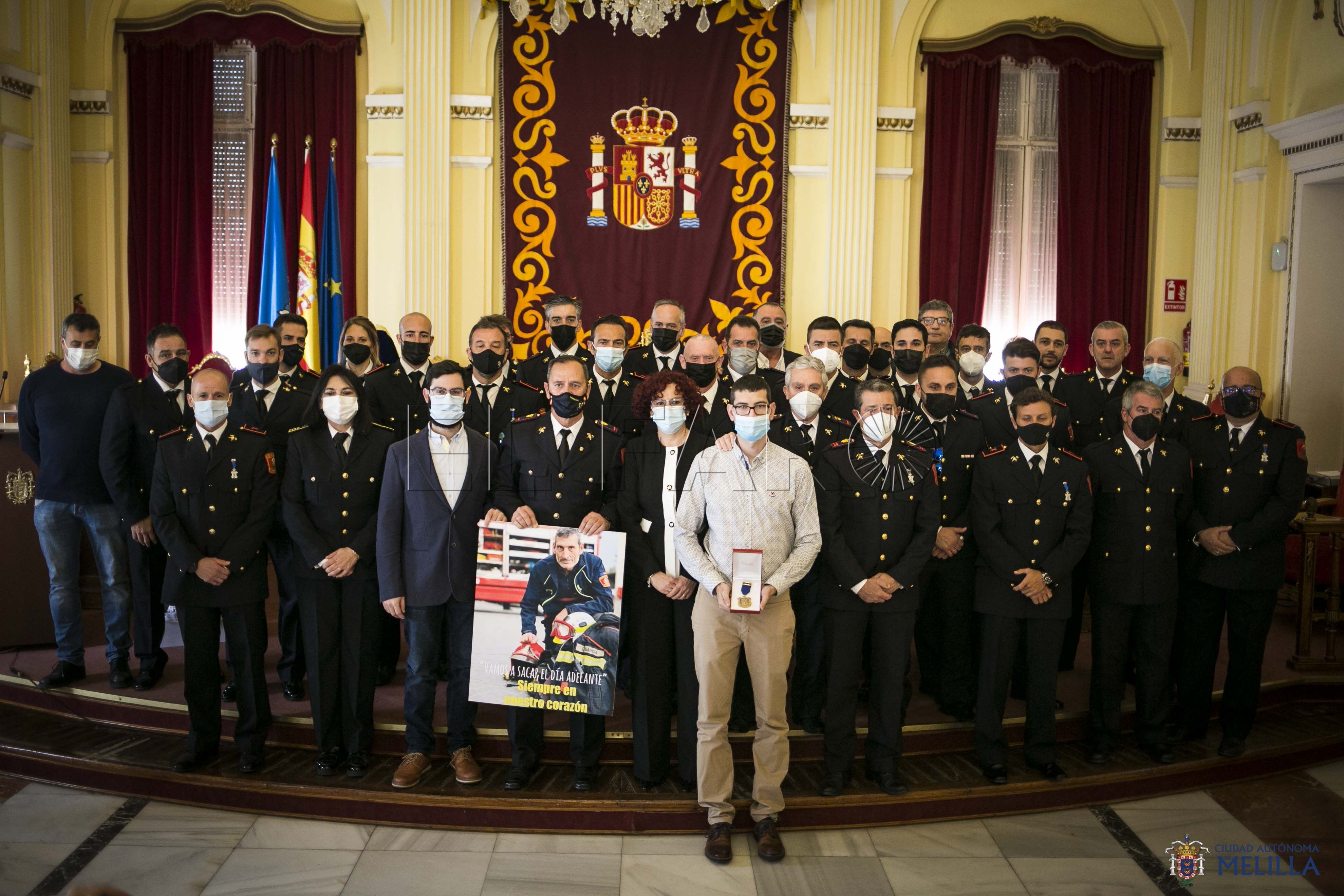 bombero3 Sentido homenaje al sargento de bomberos Guillermo García