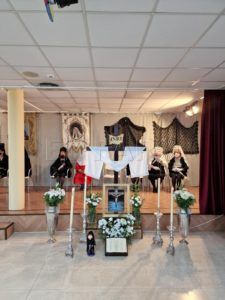 cb3b0f6a bf59 4e48 b6e1 636db3def206 El Centro Social de Mayores celebra un año más la Exaltación a la Mantilla
