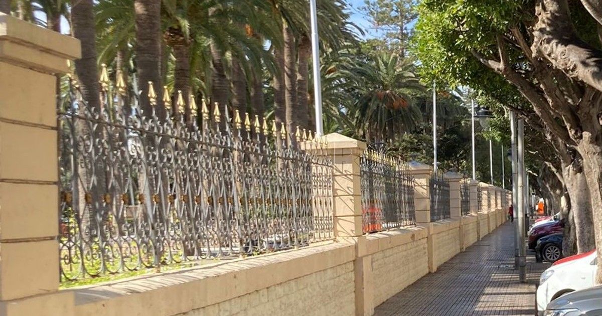 Clima 1 Vecinos de los barrios Hebreo, Averroes, Colón y Cuatro Caminos, a favor de quitar el muro del parque Hernández