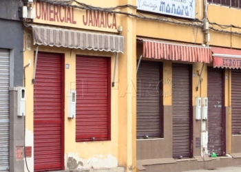 Comercios Beni Enzar Dos años de frontera cerrada: menos emprendimiento y consumo en Melilla