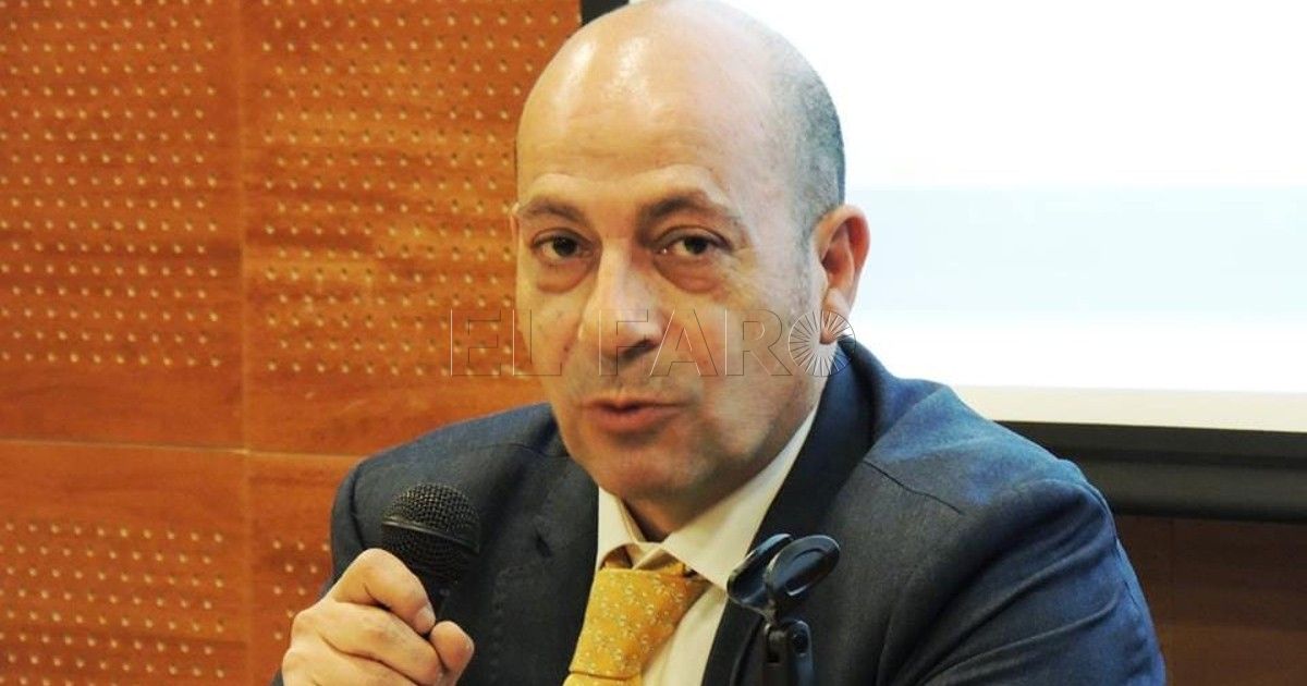 Eduardo San josé de SyM Consulting "Querer que la frontera siga cerrada es sólo postureo"