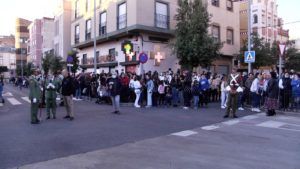 LAGRIMAS 5 La saeta recibe al Nazareno y a la Virgen de Las Lágrimas