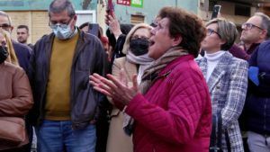 NAZARENO 1 La saeta recibe al Nazareno y a la Virgen de Las Lágrimas