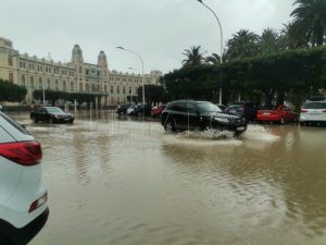 WhatsApp Image 2022 04 05 at 11.13.18 AM copia El temporal se ceba con Melilla: calles inundadas y el río de Oro como nunca