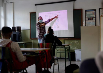 docente CSIF critica el nuevo modelo para ingresar a la función docente