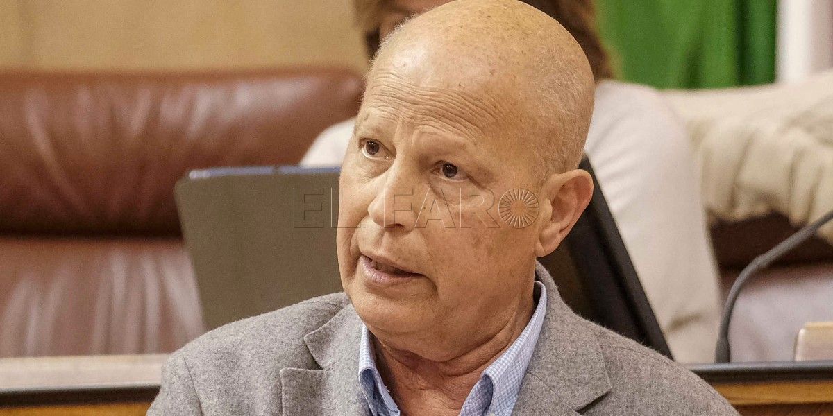 imbroda 2 La Federación de Asociaciones de Vecinos pide a la Ciudad que Javier Imbroda sea nombrado Hijo Predilecto