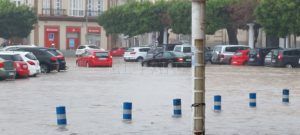 p. espala Casi un centenar de actuaciones de los Bomberos por el temporal en Melilla
