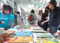 Alumnos caracterizados como personajes manga realizan los prestamos 1 El IES Rusadir de Melilla celebra la Semana del Libro