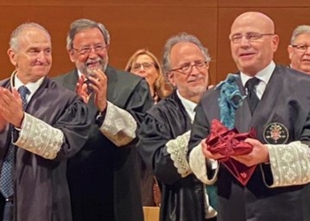 Blas Jesus Imbroda Blas Jesús Imbroda, premiado por el Colegio de Abogados de Girona