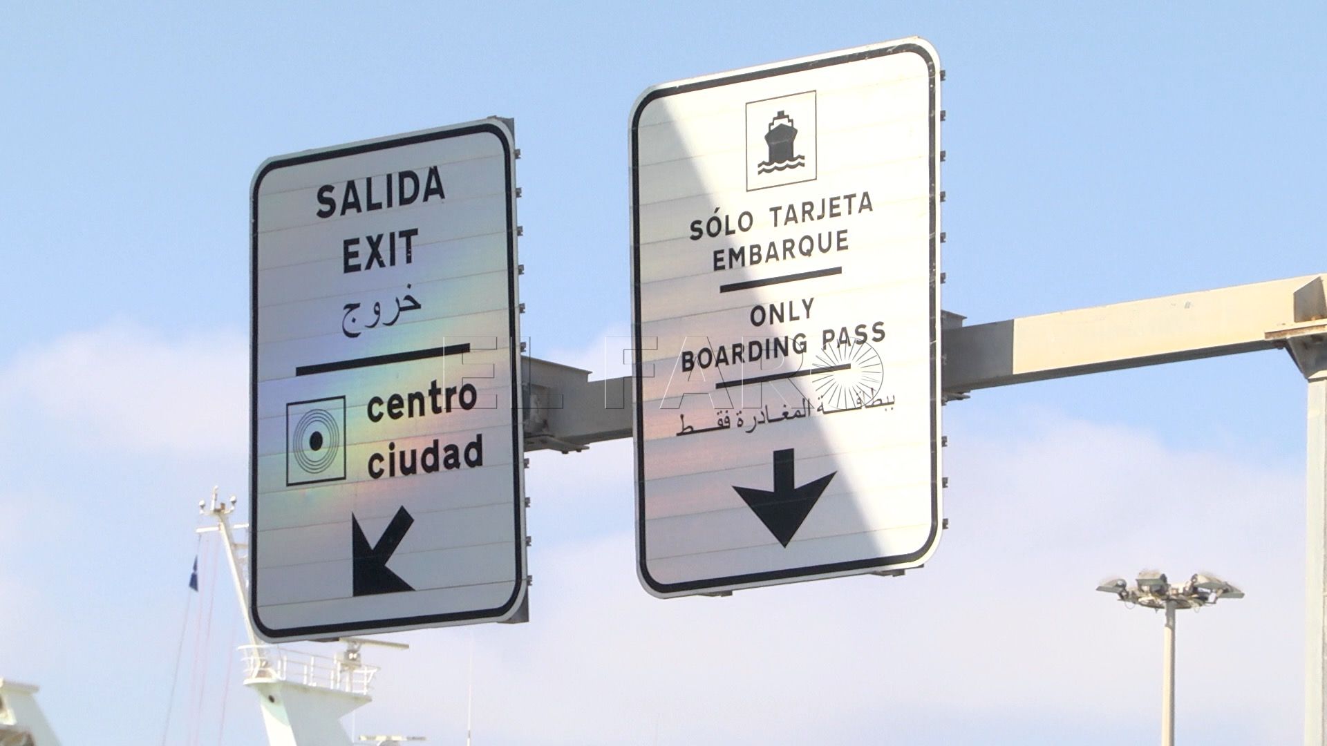 Carteles Operación Retorno Marruecos moviliza 32 ferris para la OPE