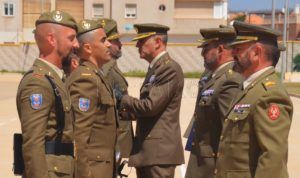 Entrega de condecoraciones El Regimiento Mixto de Artillería nº 32 conmemora el 2 de Mayo