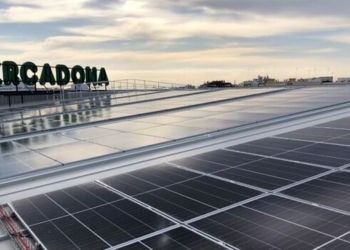 Placas solares Mercadona en Andalucía en 2021: 140 millones invertidos y 5.300 toneladas menos de emisiones de CO2
