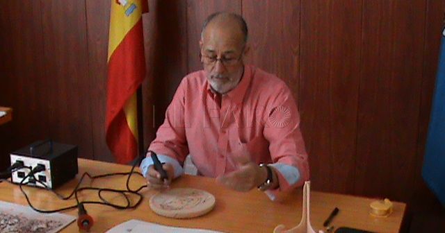 Francisco Peinado impartirá clases de pirograbado en el Tesorillo