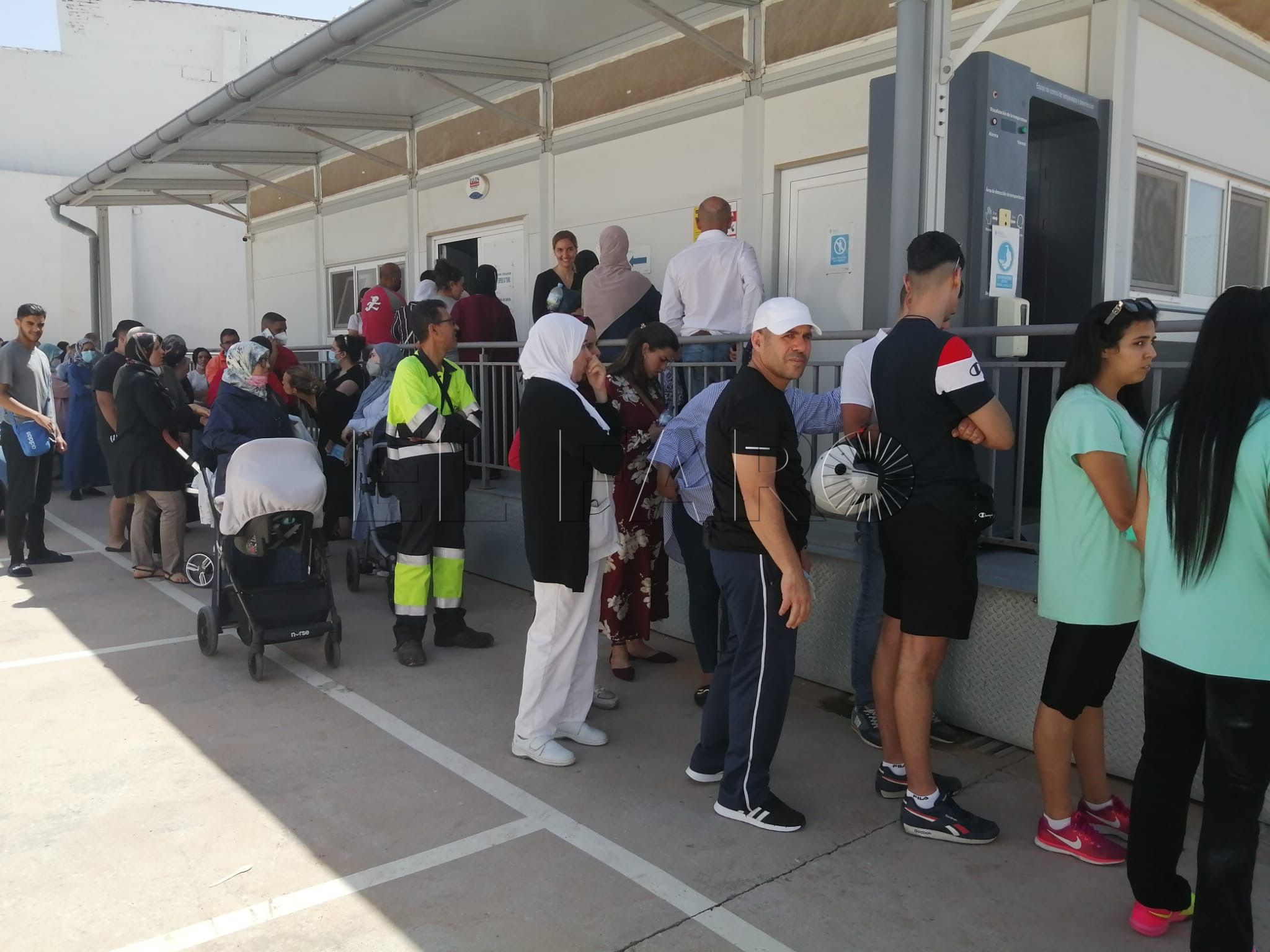 colas centro de salud Melilla ha puesto un 94,08 por ciento de las vacunas recibidas
