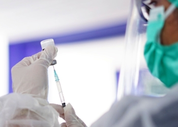 covid 7 Covid en Melilla: Suben a 15 los ingresos hospitalarios, uno en UCI