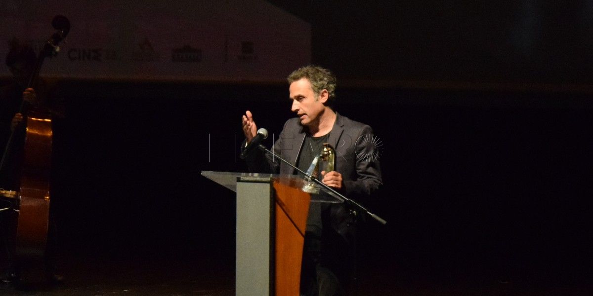 daniel guzman Fiorella Faltoyano y Daniel Guzmán, en la clausura de la Semana de Cine