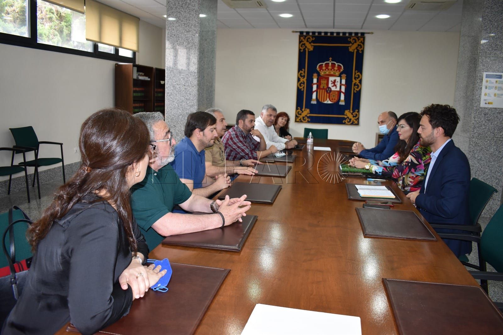 moh y sindicatos Moh trasladará al Gobierno la petición de que todas las empresas paguen el plus