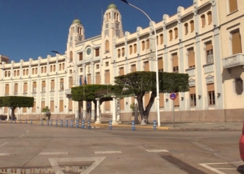 palacio asamblea melilla Los interinos denuncian la "inoperancia" del Gobierno de Melilla