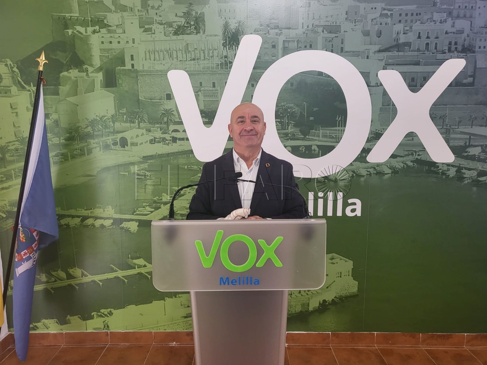 vox 1 Vox Melilla pide al Gobierno que se haga cargo de las furgonetas abandonadas en la frontera