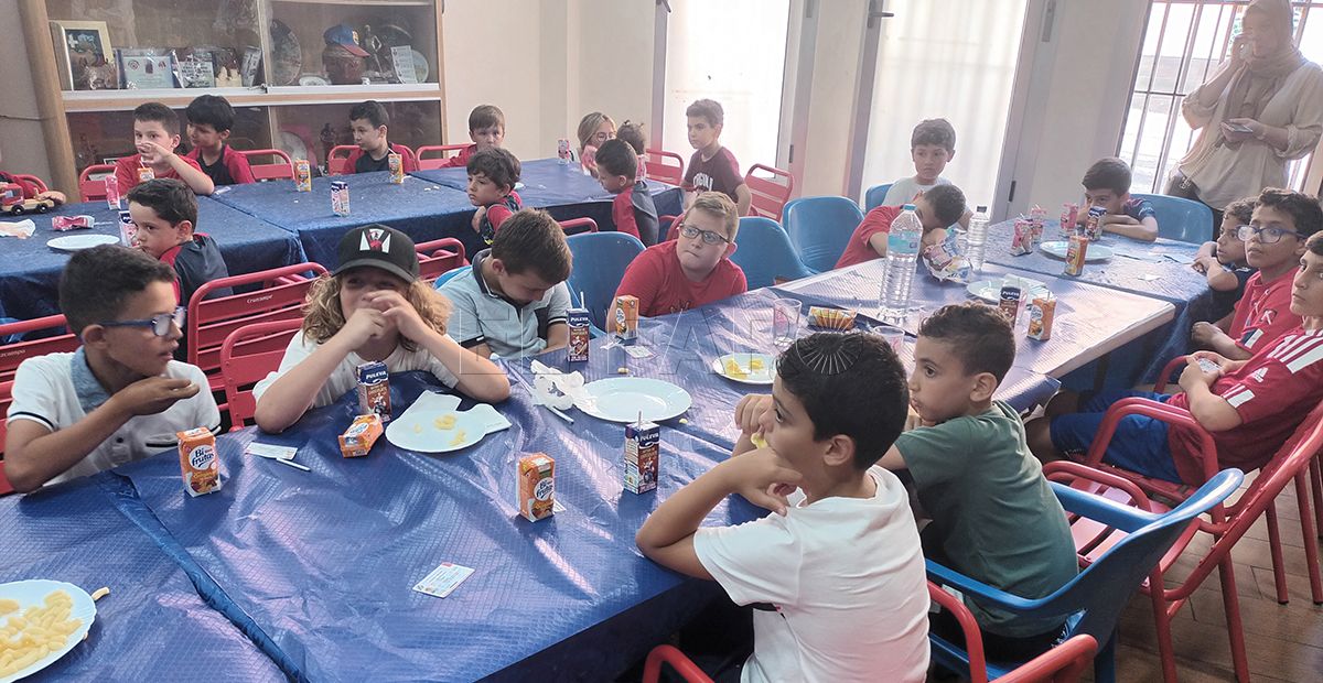1 2 La Peña Barcelonista premia a una nueva promoción de alumnos de la Escuela Luisca