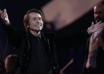 18 1 Raphael: "La pasión que yo siento, he sentido y sentiré sobre el escenario es inamovible"