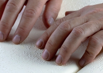 Braille Organizan una campaña de sensibilización sobre la nueva formación de Mediación Comunicativa en Melilla