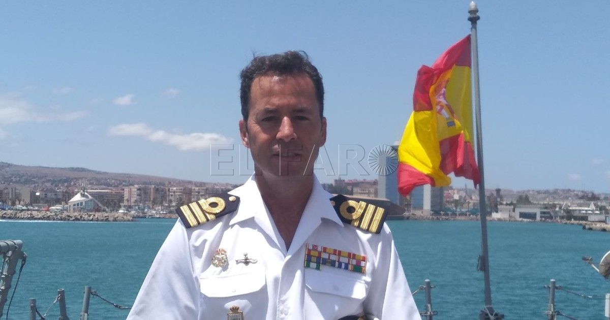 Capitán de la fragata Victoria Capitán de Fragata Rafael Mira: "Melilla, como siempre, nos ha acogido fabulosamente"