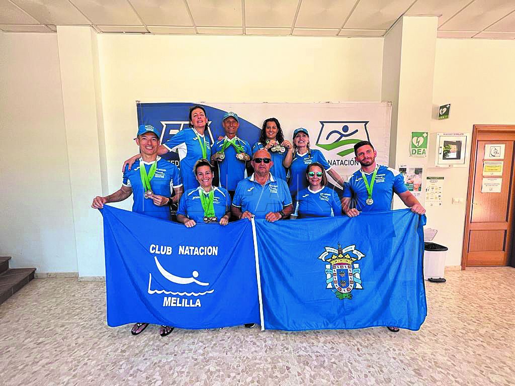 IMG 20220605 WA0000 Gran botín del Club Natación Melilla máster en el Andaluz de Verano