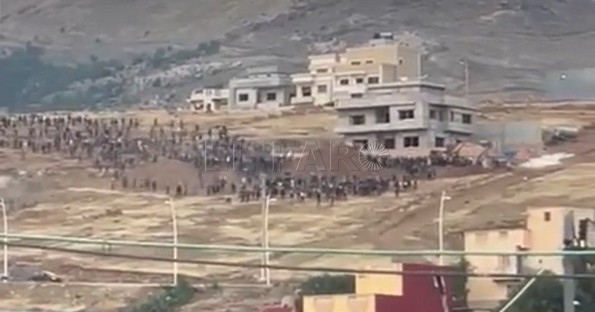 Salto a la valla de Melilla Un salto a la valla a la vuelta de la esquina