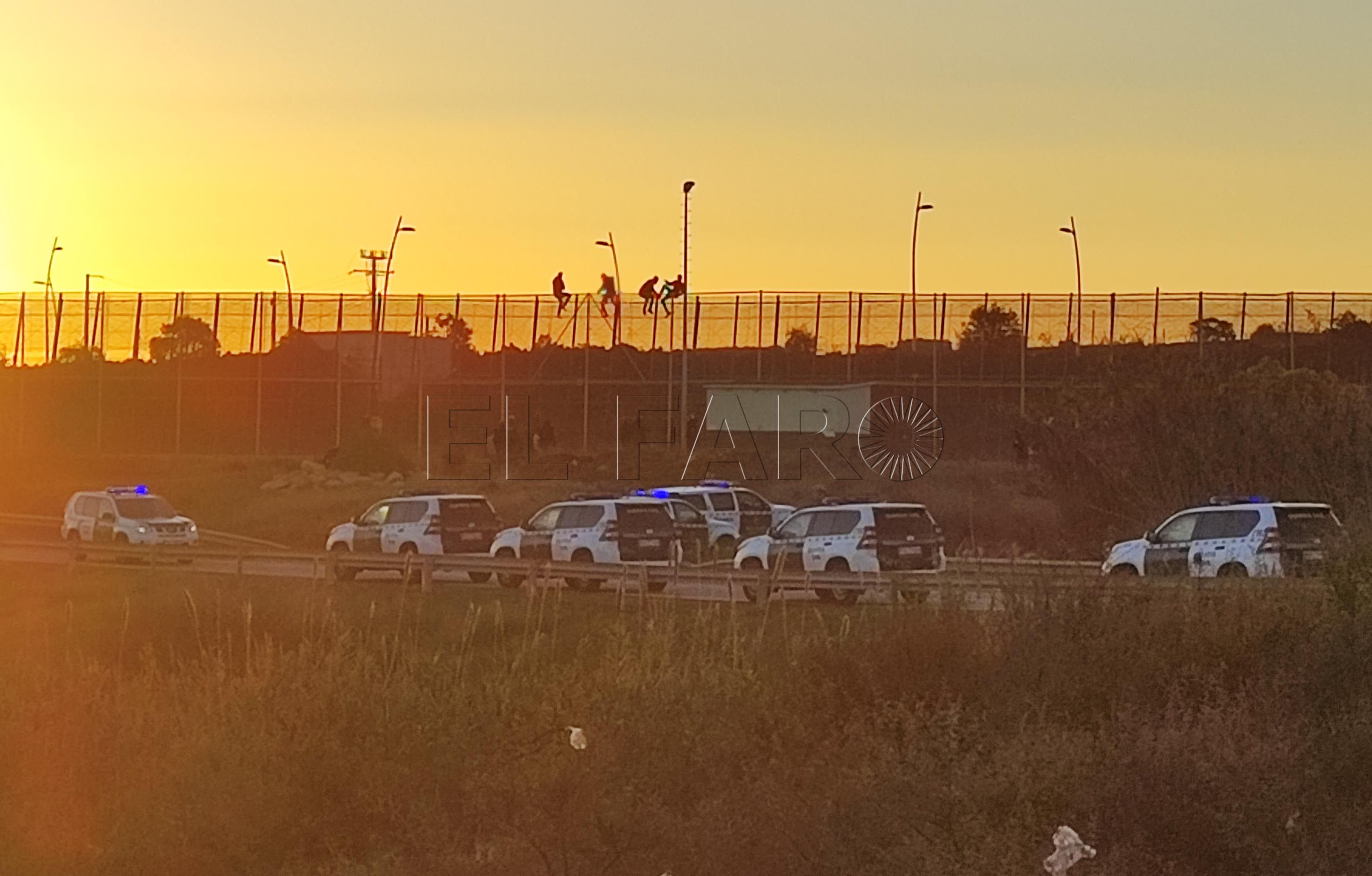Valla Un medio internacional tilda a Melilla y Ceuta de "trampas para migrantes"