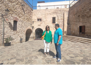 fadela mohatar El PP critica que la Plaza de la Avanzadilla lleve un año cerrada y que los cruceristas vean Melilla La Vieja partida en dos