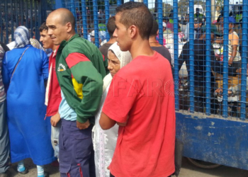 marroquies 1 Unos 300 transfronterizos se movilizan en Castillejos para demandar la exención de visado