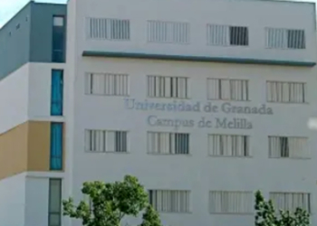 melilla Más de 100 enfermeros y fisioterapeutas se graduarán mañana en el hotel Melilla Puerto