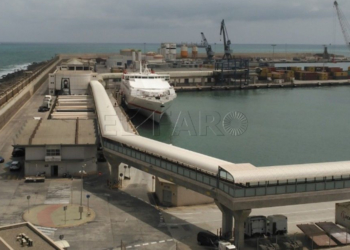 puerto Mayo confirma que el tránsito de pasajeros y mercancías sigue en ascenso en el puerto de Melilla