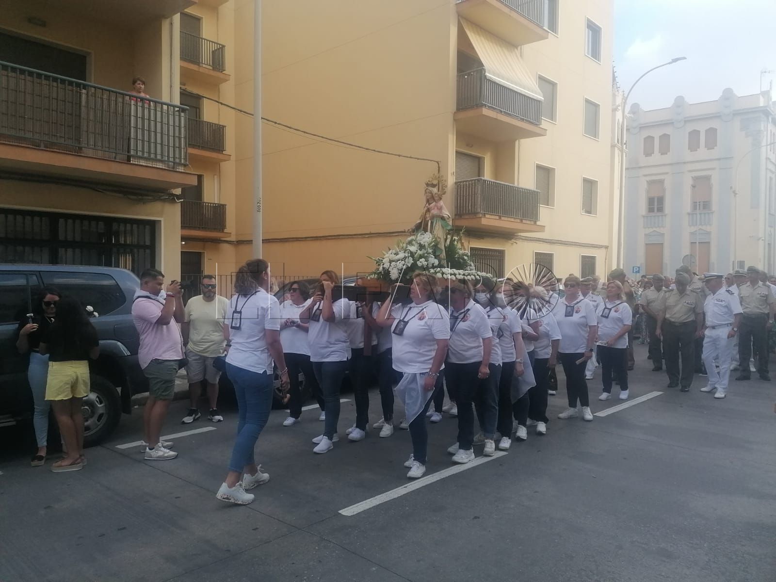 19 6 Emotivo regreso de la Virgen del Carmen a las calles de Melilla