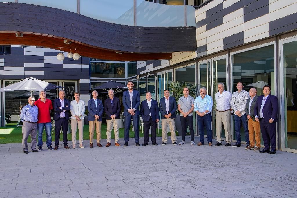 199300 0 Javier Almansa, presidente de la FMB, presente en la reunión de presidentes autonómicos en Zaragoza
