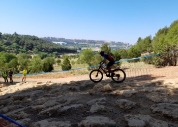 24D 3 Los ciclistas cadetes de Melilla cumplen con el objetivo en el Nacional de XCO