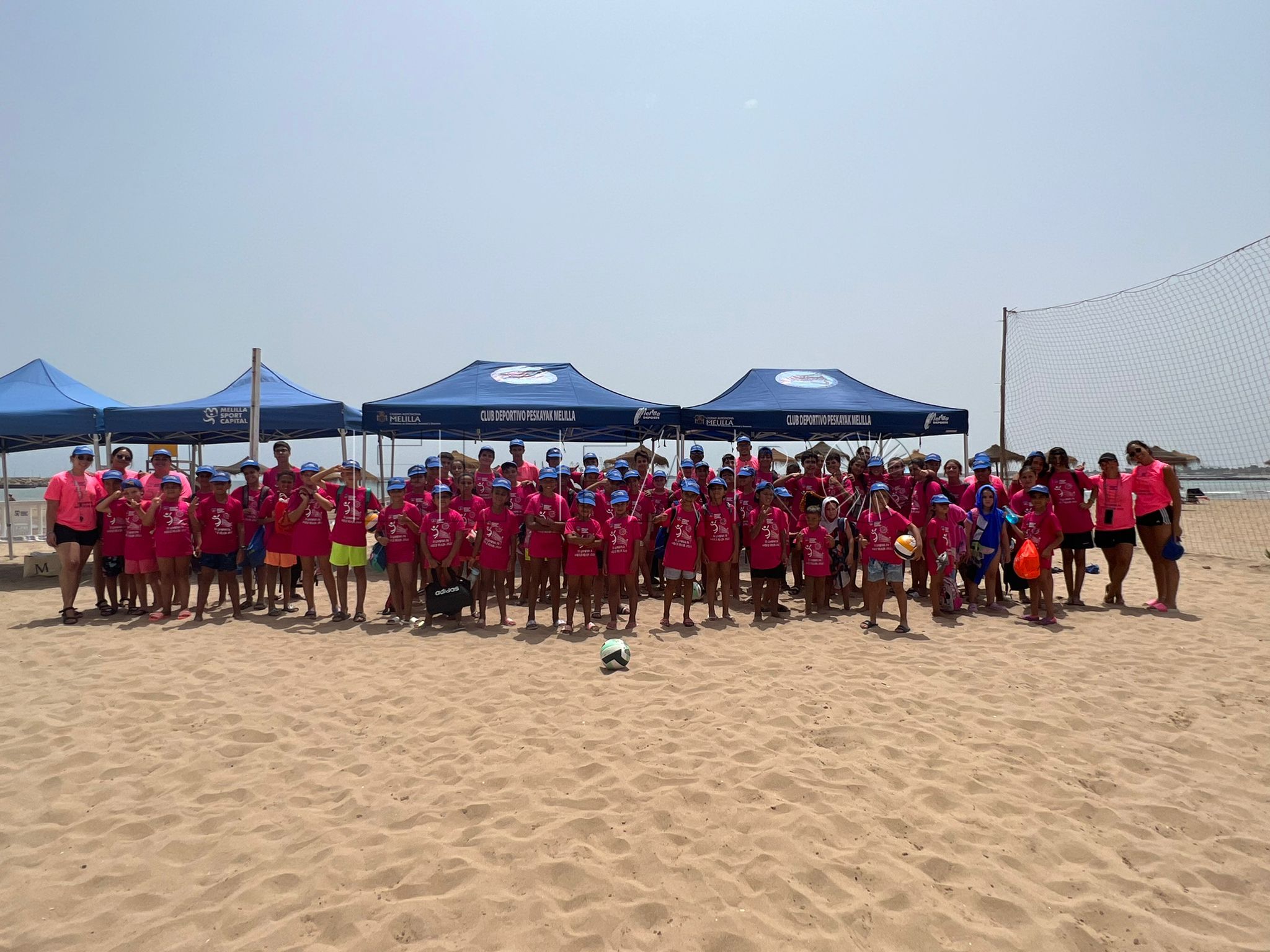 Campus 3 familia Exitosa primera jornada del Campus de voleibol playa