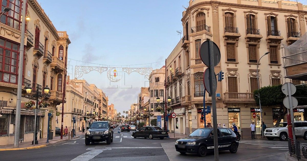 Una quincena de comercios de Zona Centro permanecerán abiertos este domingo en Melilla