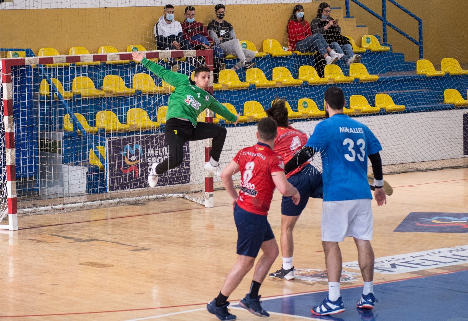 IMG 20220719 WA0005 El Balonmano Virgen de la Victoria renueva al portero melillense Yunes Mohamed
