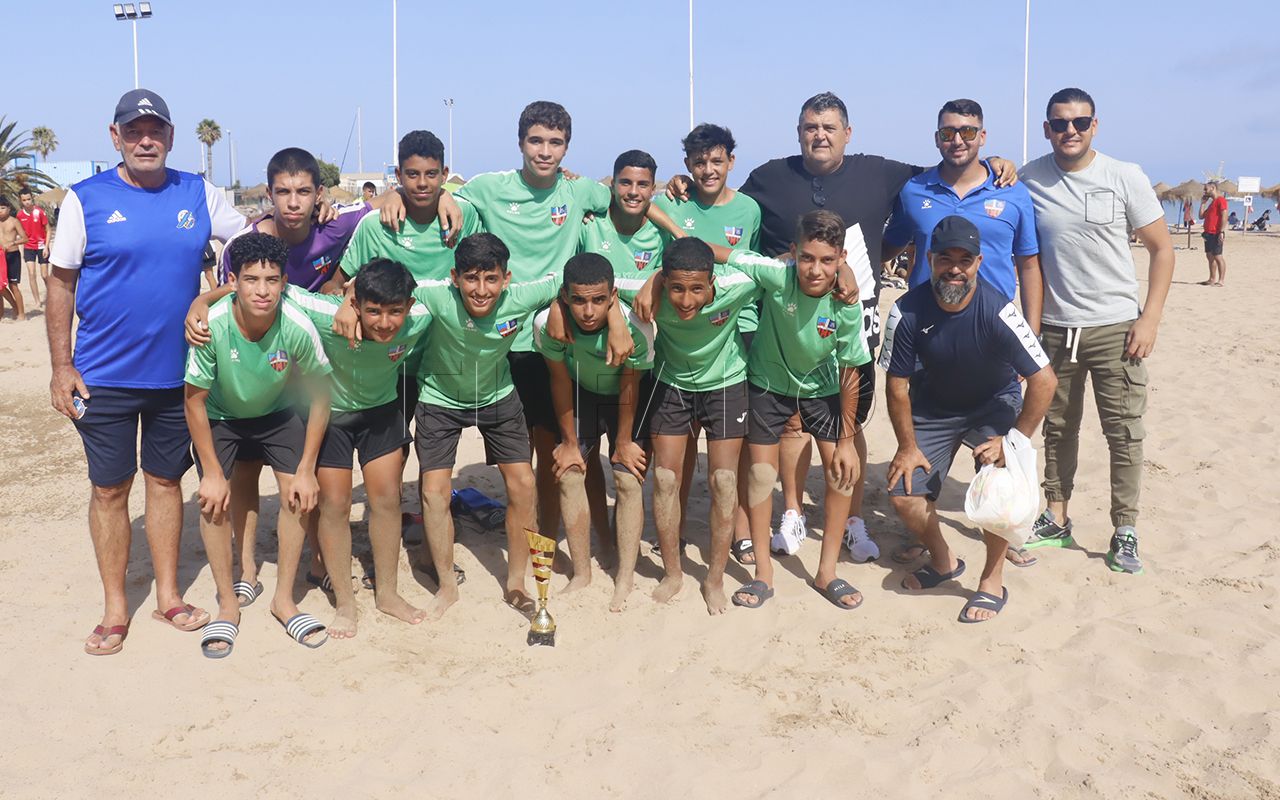 MG 4552 copia El CF Rusadir se proclama campeón del autonómico de fútbol playa infantil