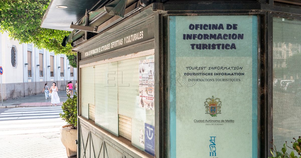 Oficina de turismo Podemos lamenta el estado "cochambroso" del kiosko de información turística