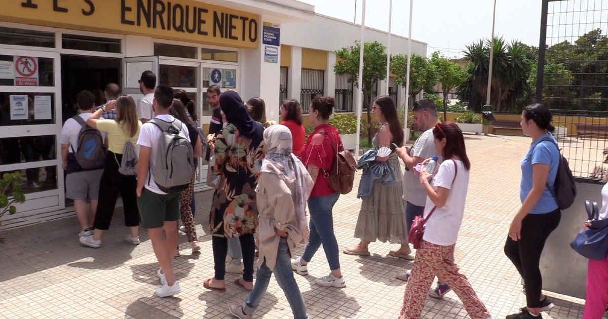 Opositores en su primer La prueba de Bachiller para mayores de 20 años se hará en Melilla el 15 y 16 de marzo de 2023
