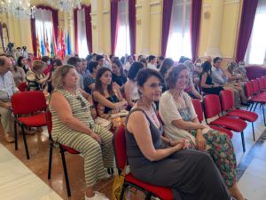 WhatsApp Image 2022 07 01 at 2.14.40 PM Las mejores calificaciones académicas de Melilla reciben su premio en el Salón Dorado de la Asamblea