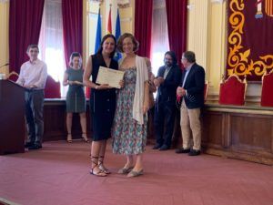 WhatsApp Image 2022 07 01 at 2.14.42 PM 1 Las mejores calificaciones académicas de Melilla reciben su premio en el Salón Dorado de la Asamblea