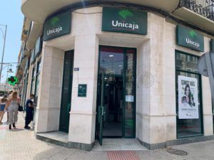 WhatsApp Image 2022 07 07 at 7.56.13 PM 2 Esperar colas y tener que pedir cita, lo que más odian muchos melillenses de los bancos