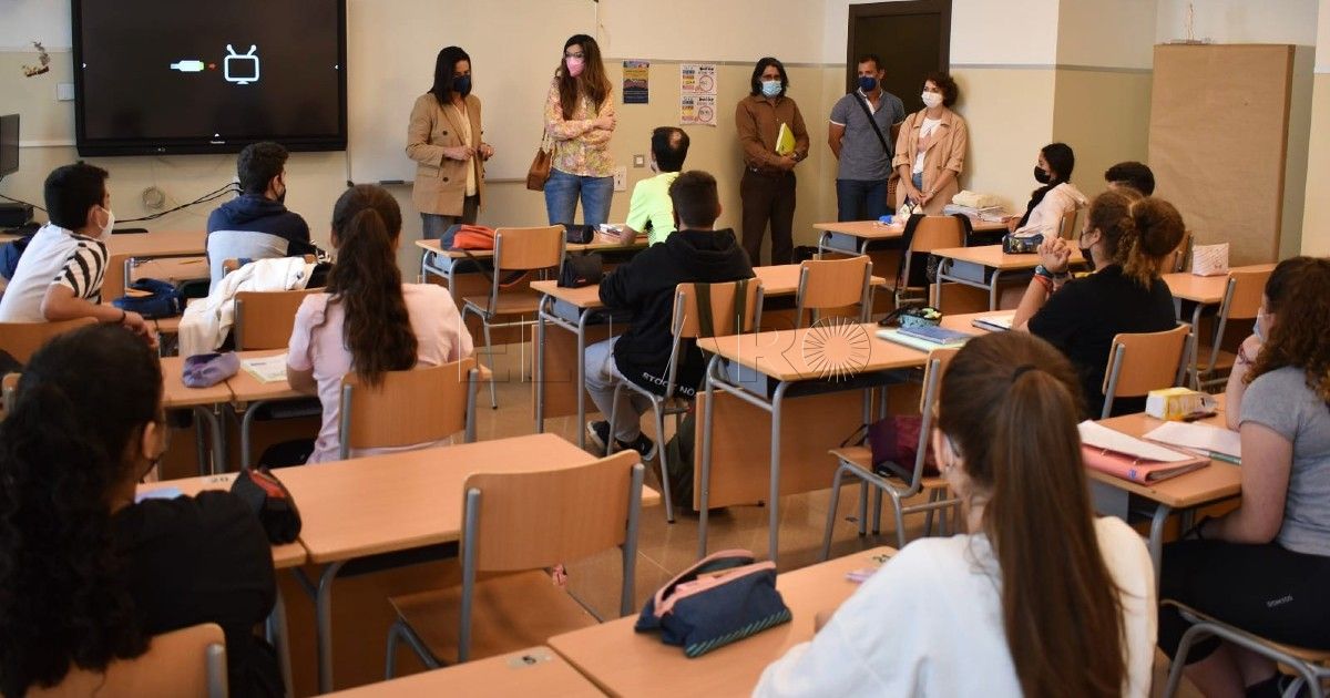 educacion Berbel felicita a los 30 opositores que superaron el procedimiento selectivo al Cuerpo de Maestros