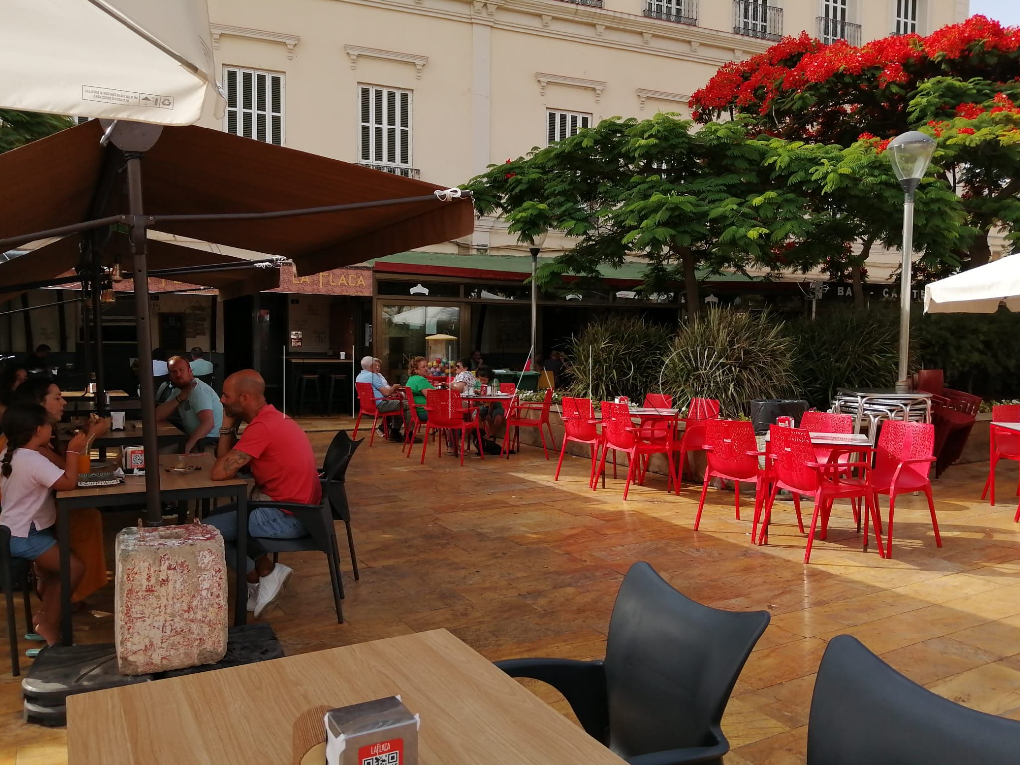 plaza de las culturas Los bares, satisfechos con su trabajo en la Fiesta del Cordero