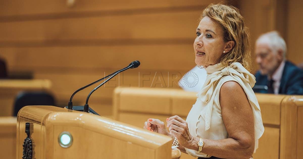 senadora ok Vox se manifiesta contra la política de multiculturalismo de la izquierda
